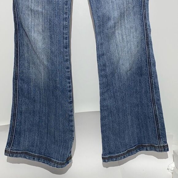 JouJou Women's Blue Medium Wash Flared Denim Jeans Size 11 - Picture 2 of 10